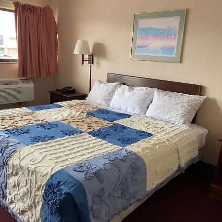 Regency Inn Fern Park Extérieur photo