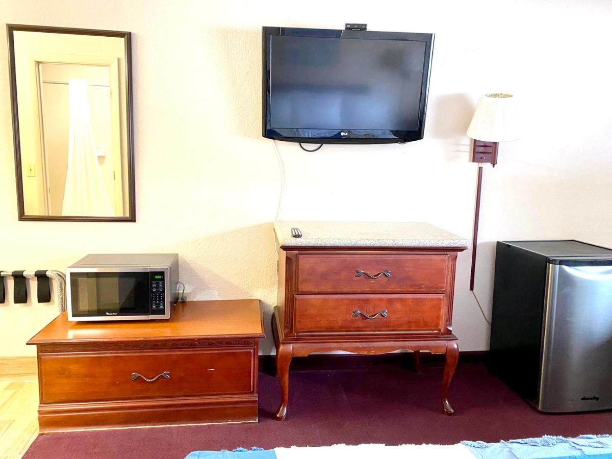 Regency Inn Fern Park Extérieur photo
